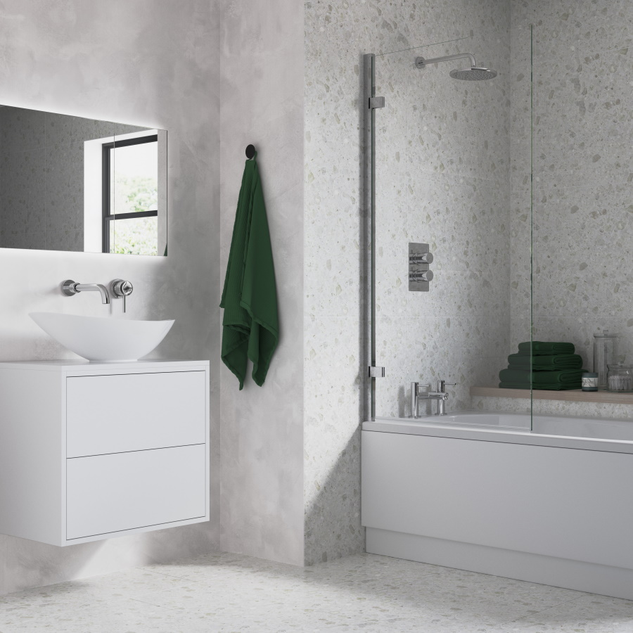 Hinged Straight Bath Screen