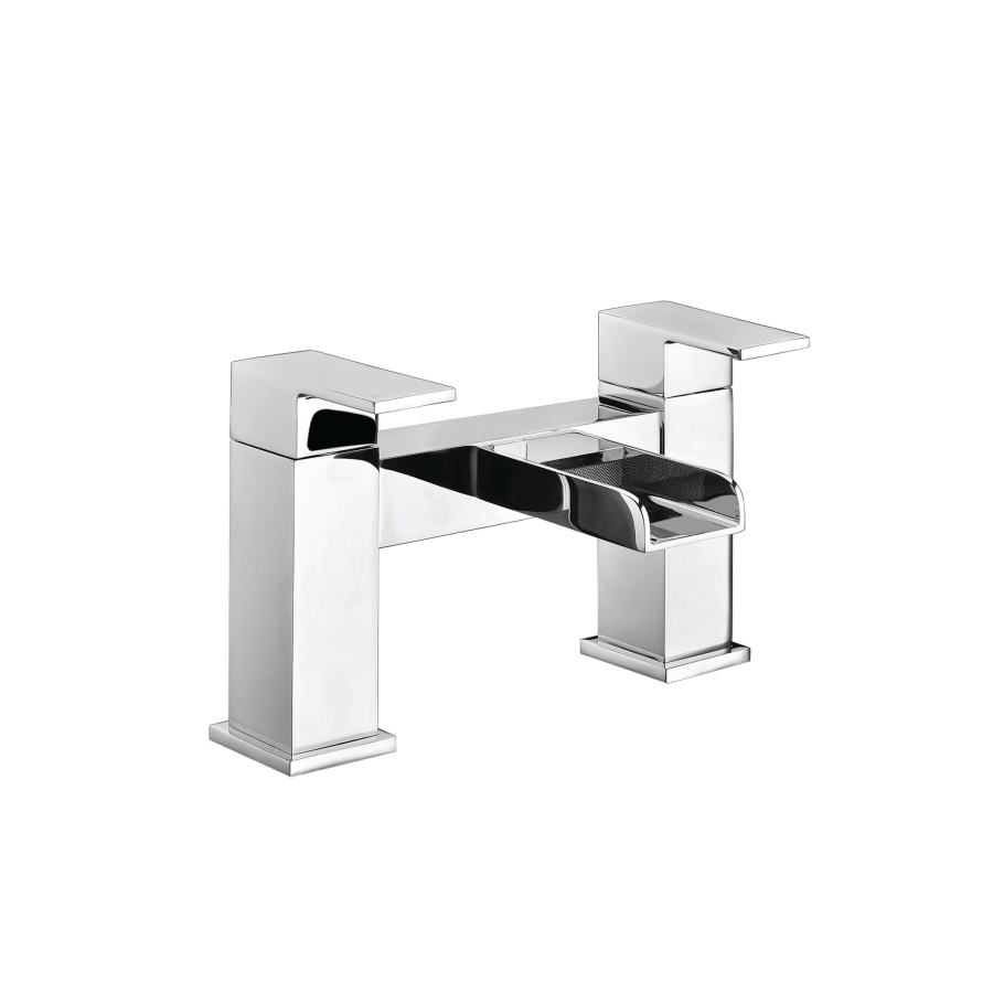 Ricco Bath Filler cubed in chrome